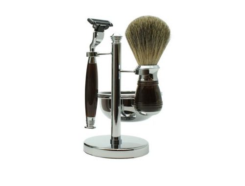 Shaving Set with Badger Hair Brush and Razor brown